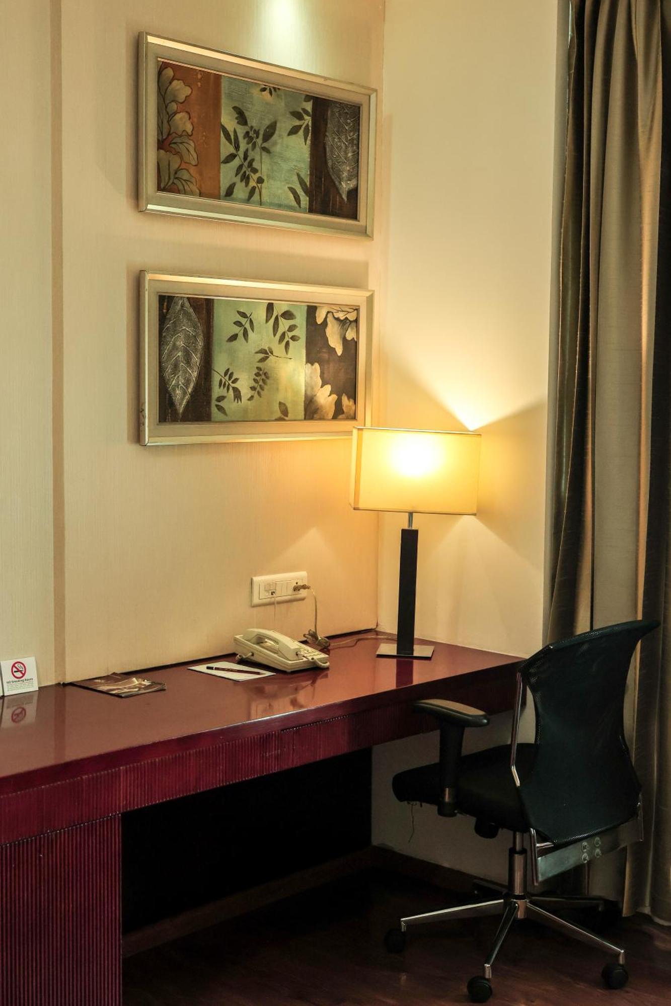 Bravura Gold Resort Meerut Εξωτερικό φωτογραφία