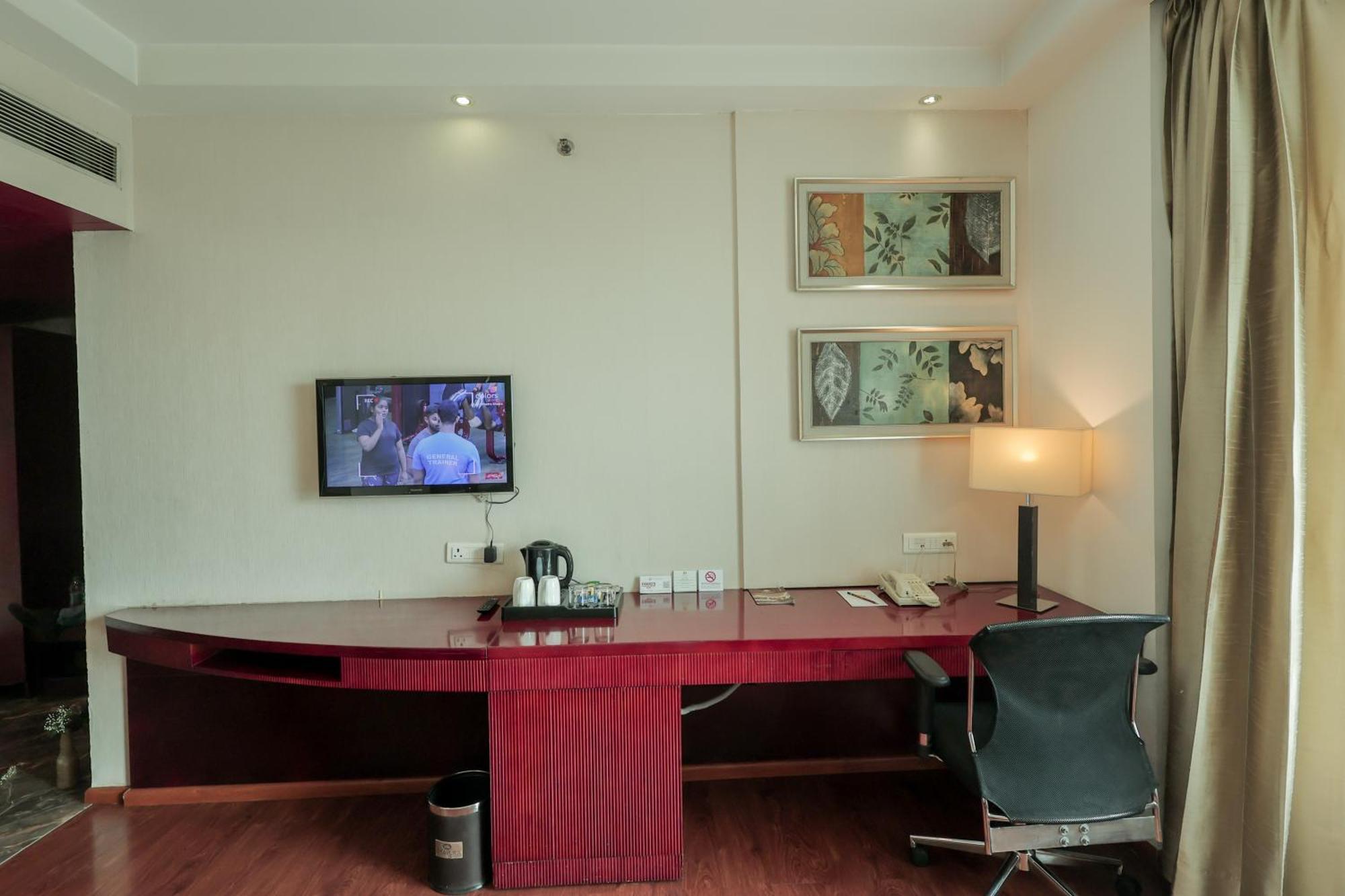 Bravura Gold Resort Meerut Εξωτερικό φωτογραφία